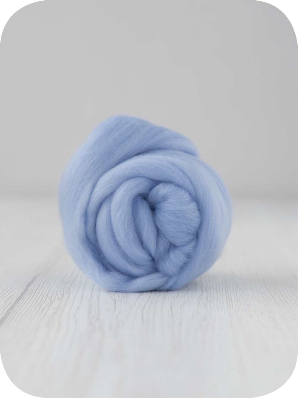 Onze partner&nbsp;DHG kan garanderen dat deze extra fijne merinowol “mulesing free” is en volgens de Oeko-Tex Standard 100 werd gekleurd.