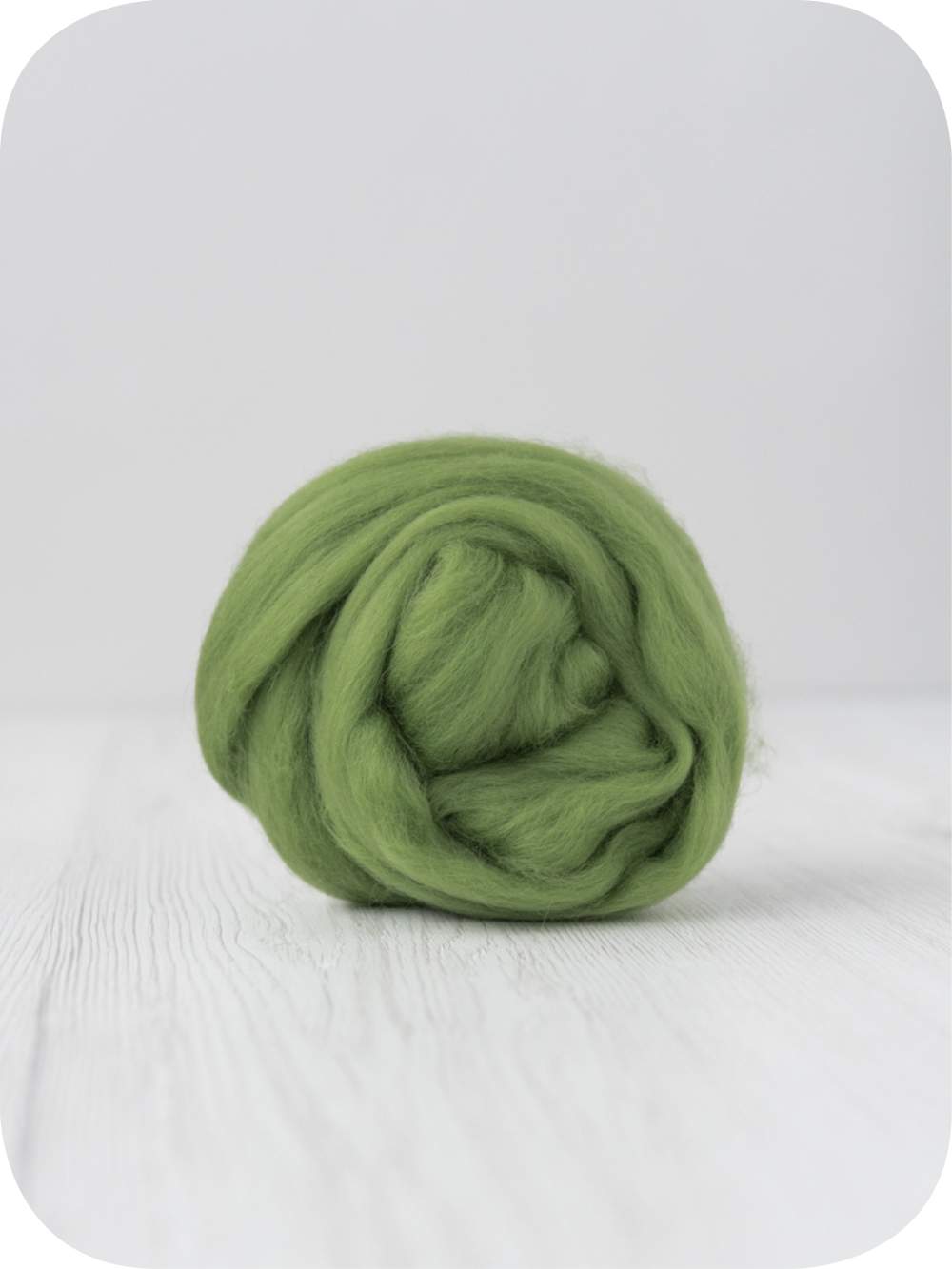 Onze partner&nbsp;DHG garandeert&nbsp;dat deze fijne merinowol “mulesing free” is&nbsp;en volgens de Oeko-Tex Standard 100 werd gekleurd.